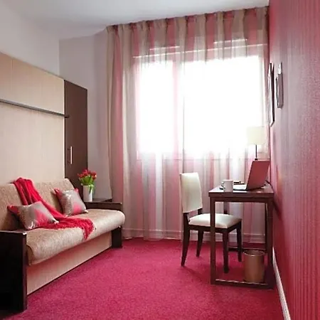Kosy - Les Cedres 3*