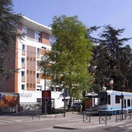 The Originals Kosy - Les Cedres 3*