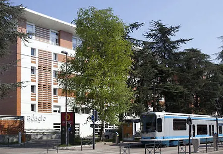 Lejlighedshotel Kosy - Les Cedres Grenoble